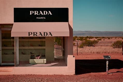 prada installation texas|The history of Prada Marfa .